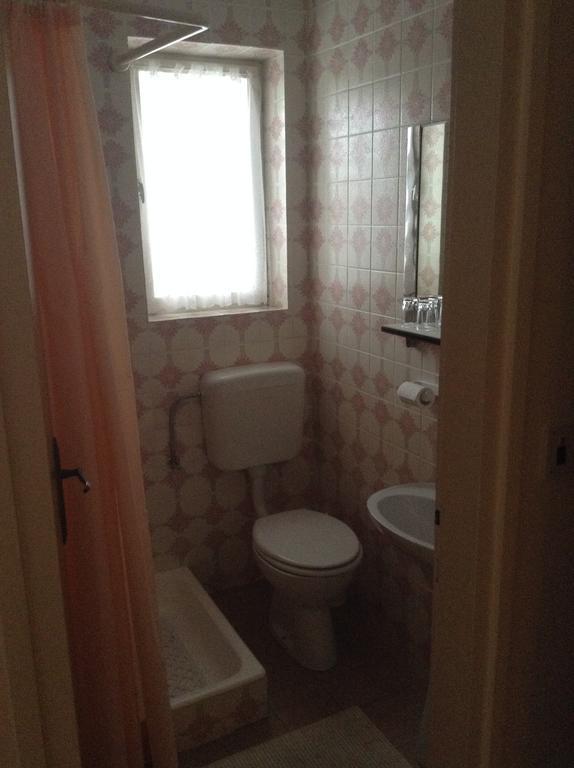 Apartment Biserka Barbat na Rabu Buitenkant foto