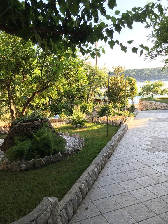 Apartment Biserka Barbat na Rabu Buitenkant foto