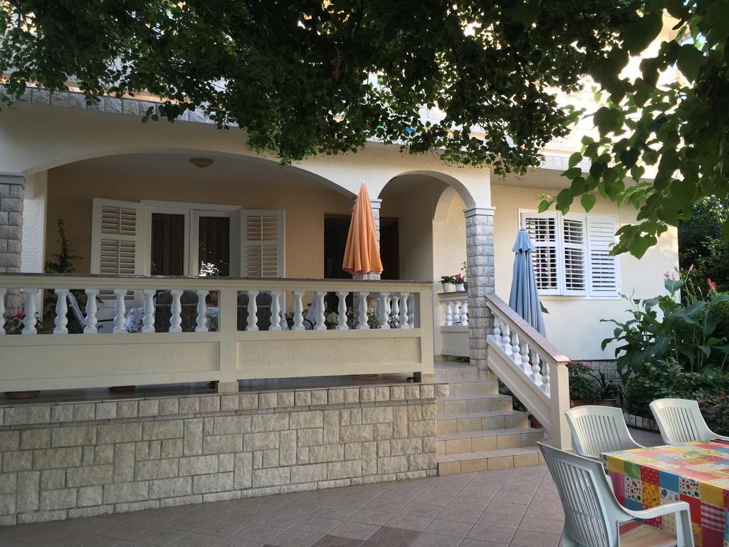 Apartment Biserka Barbat na Rabu Buitenkant foto