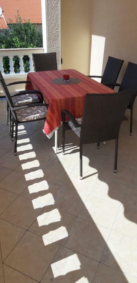 Apartment Biserka Barbat na Rabu Buitenkant foto