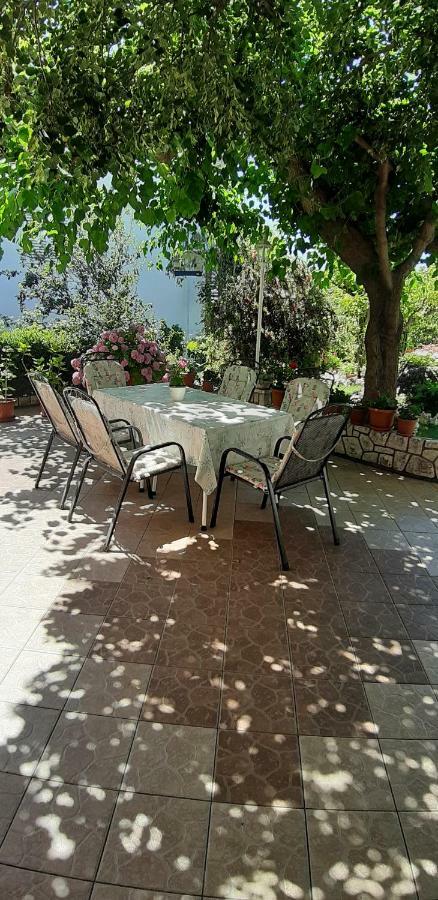 Apartment Biserka Barbat na Rabu Buitenkant foto