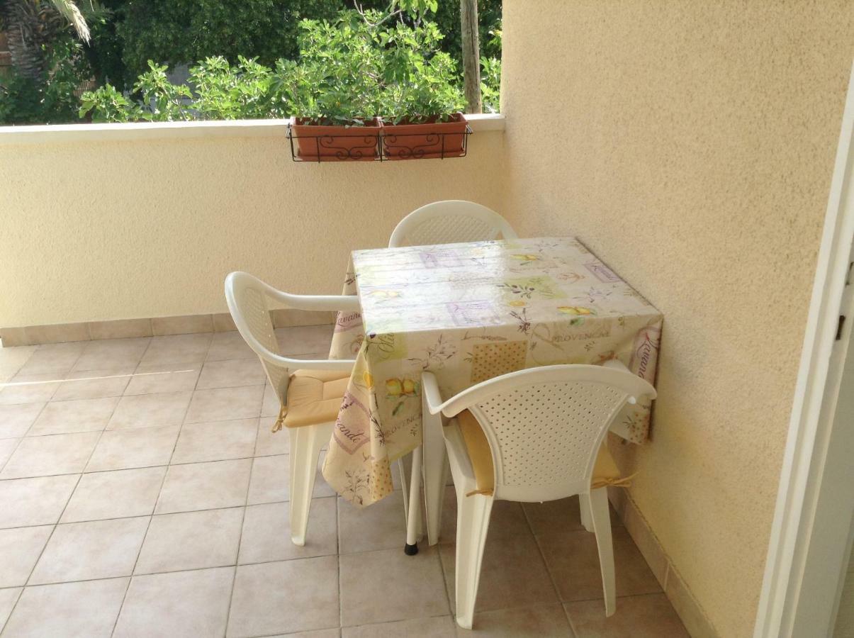 Apartment Biserka Barbat na Rabu Buitenkant foto